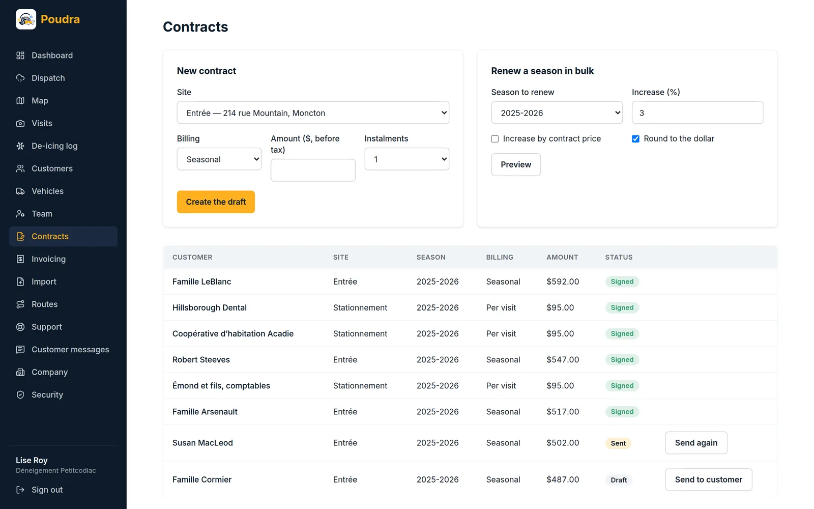 Contracts screen: creation, bulk renewal of a season and the list of contracts with their status